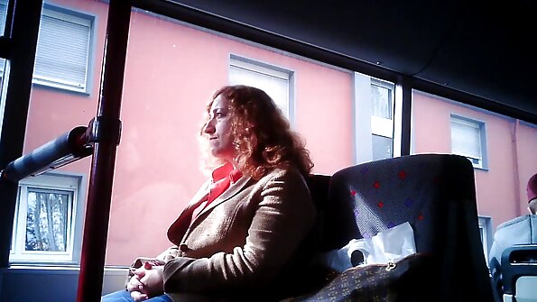 Мъж забеляза как мастурбирам в гората и ме български секс видеоклипове изчука!.